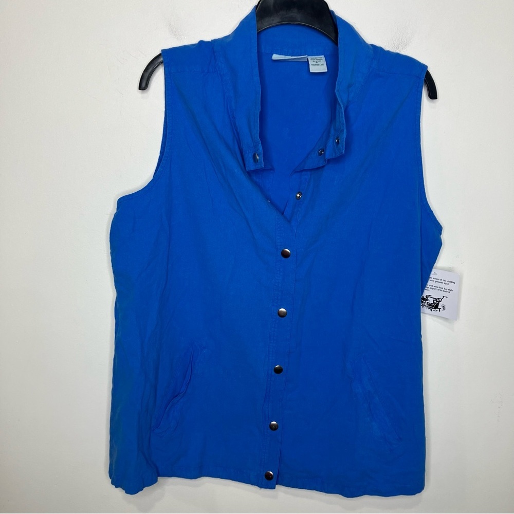 Collections etc. blue snap front vest 100% cotton‎ new with tags